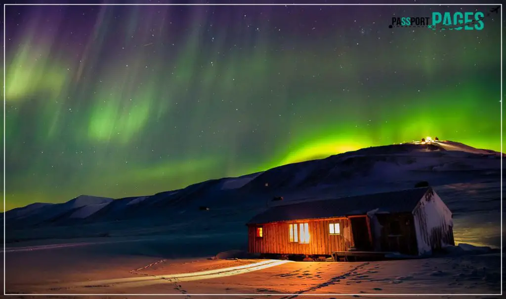 Svalbard-Northern-Lights