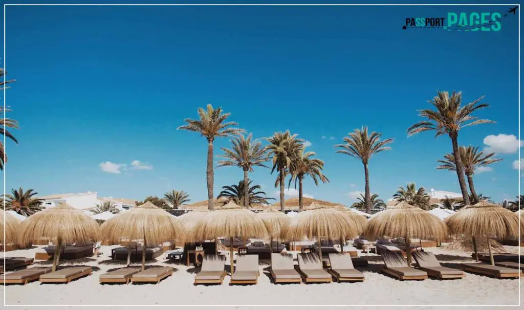 Beachouse-Ibiza-Beach-Clubs-in-Ibiza